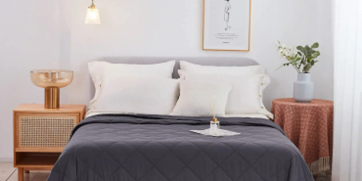 Beyond Sleep: The Versatility of Weighted Blankets in Therapeutic and Sensory Integration Settings