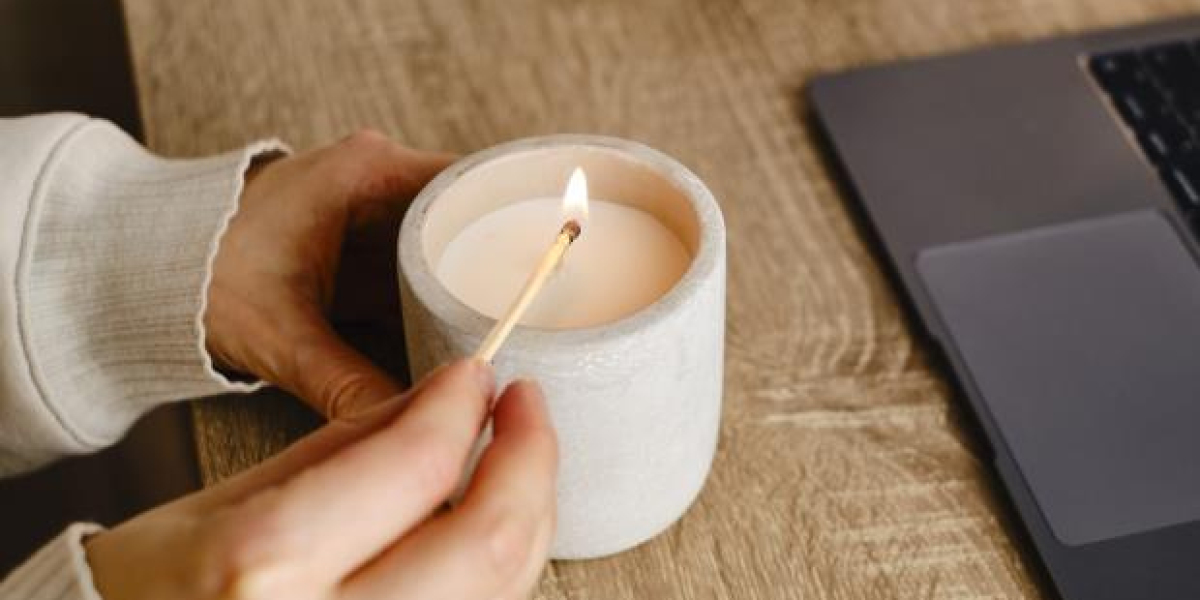 Instructions for using scented candles properly