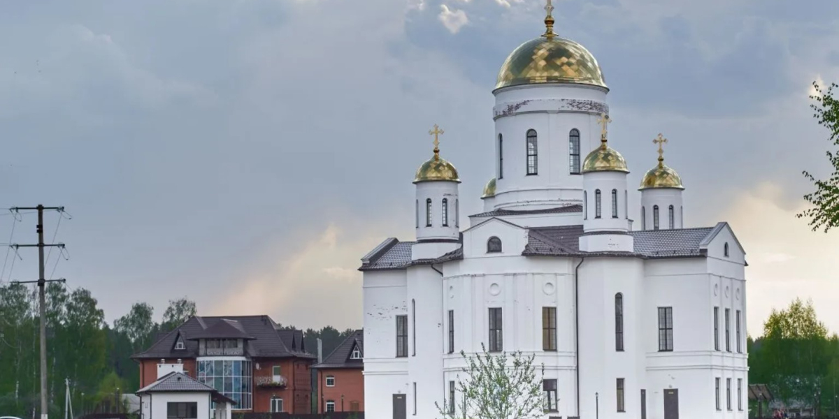 Finding Your Guardian: How Church Insurance Brokers Protect Your Faith