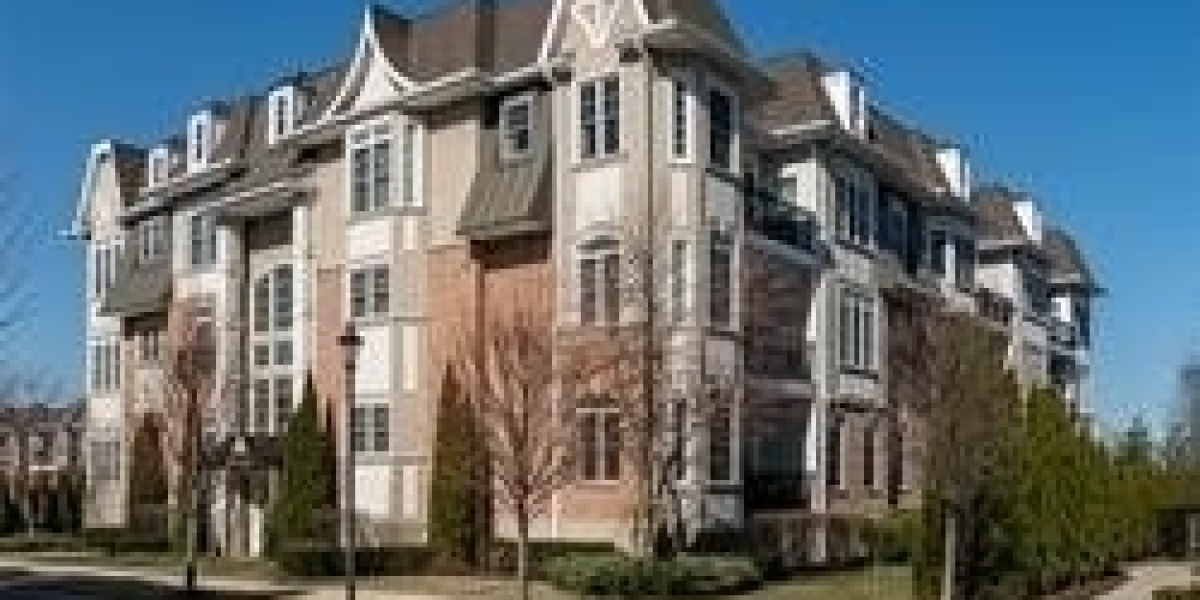 Urban Living Redefined: Discover Luxury and Serenity in Garden City Condos