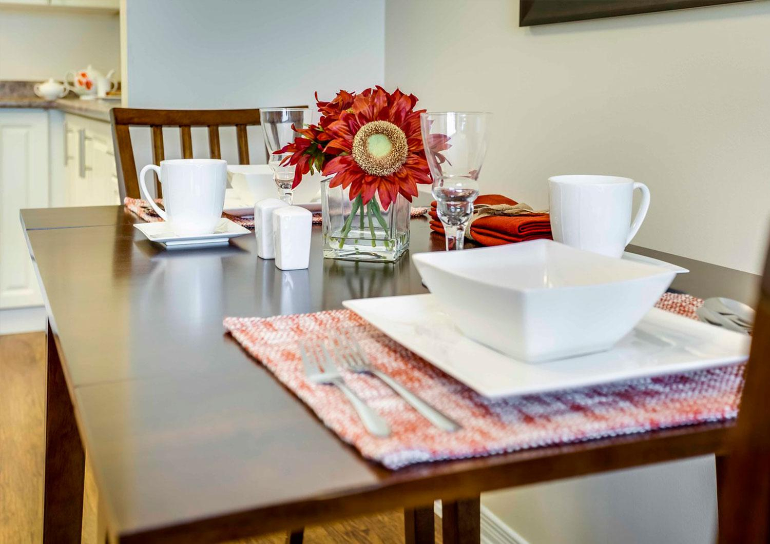 Dining Service for Senior Citizens | Dining Program in Oakville