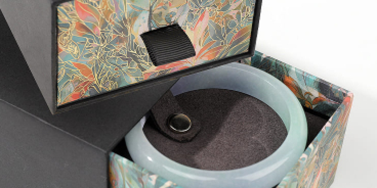Unveiling Beauty: The Role of Black Jewelry Packaging in Enhancing Jewelry's Appeal