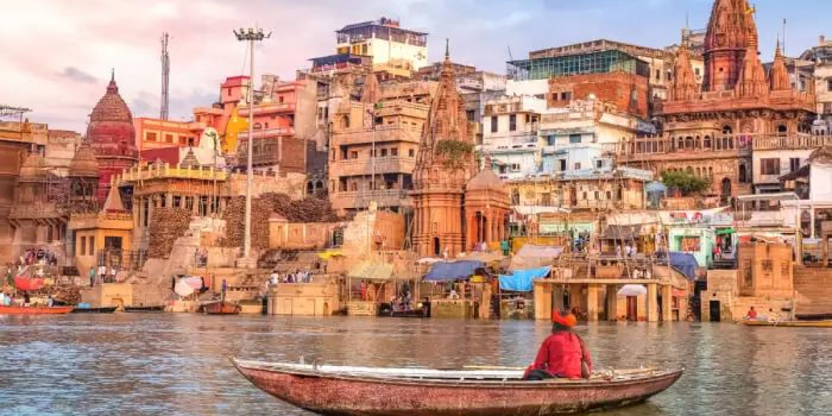 # Niraan Tent City Varanasi: An Overview of the Stay Experience and Price