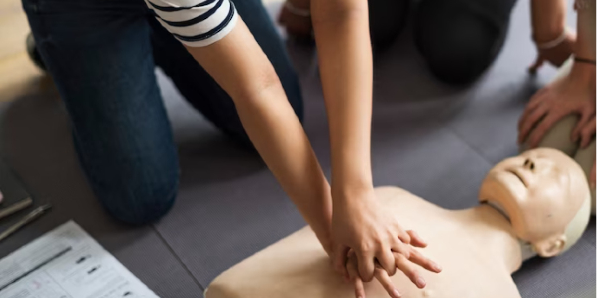 How to Choose the Right First Aid Course for Your Needs