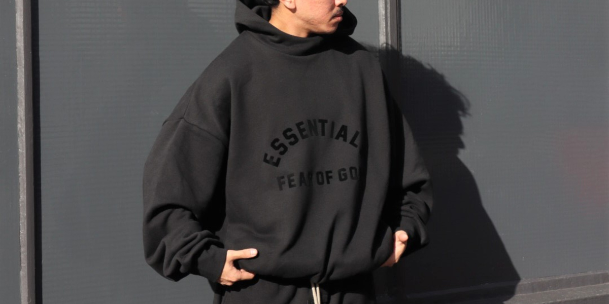 Springing into Style: Lightweight Hoodies for the Season