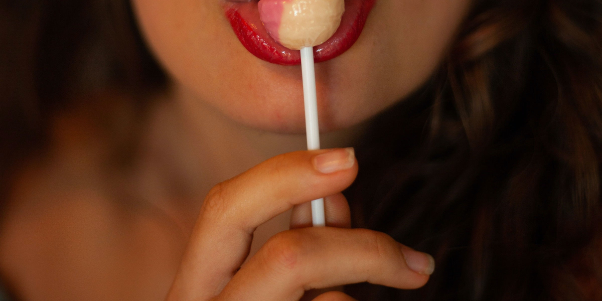 Karol Bagh (Delhi) Escorts Service