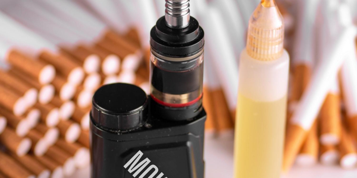 What sets the NGP electronic cigarette apart from traditional tobacco cigarettes, and how does it contribute to a safer 