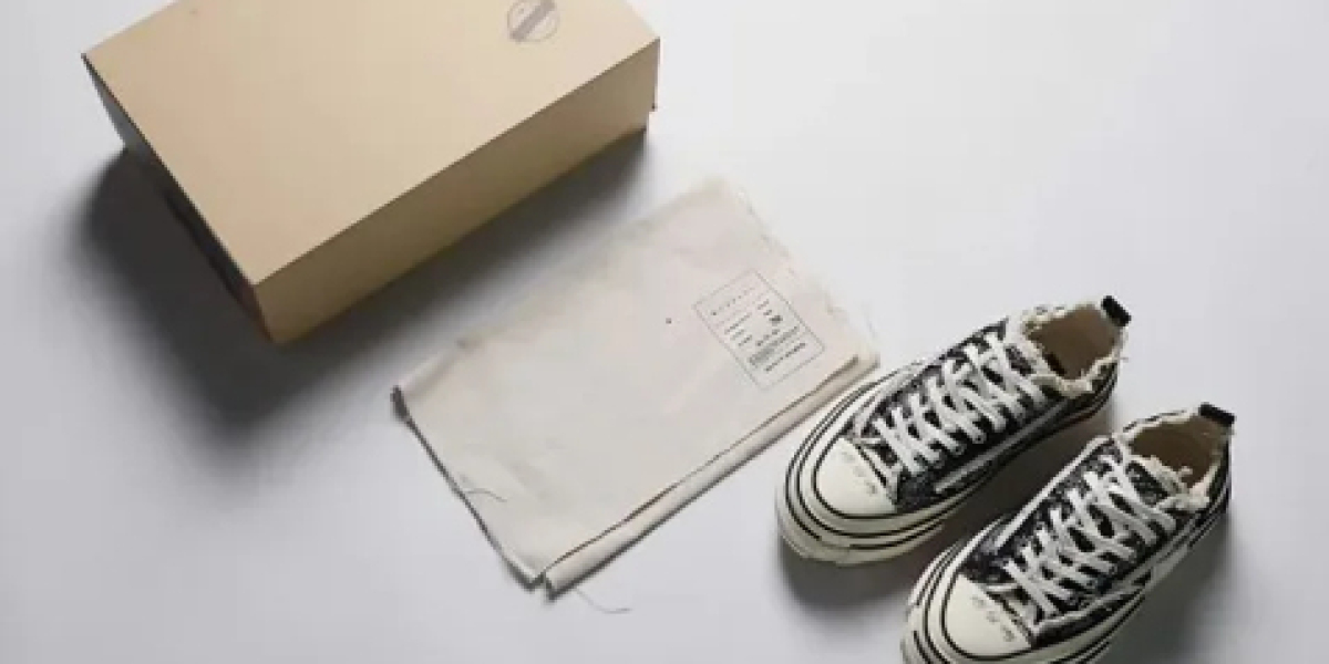 ファッションと快適さは共存し、XVESSEL(ヴェセル) キャンバスシューズの独特な魅力を見つけましょう