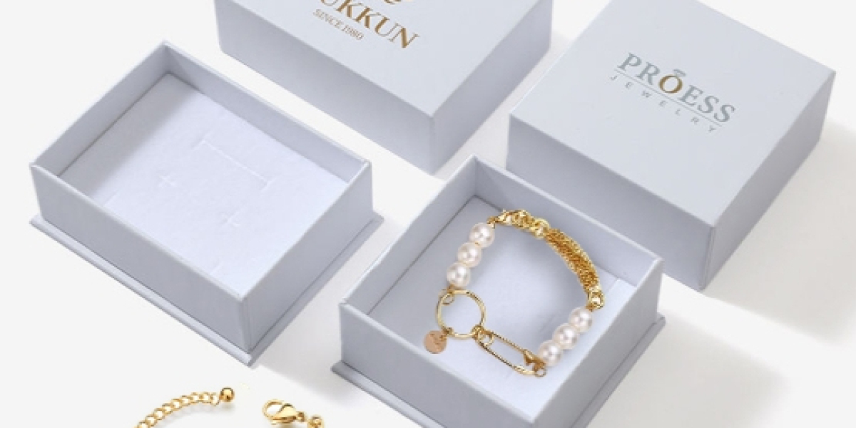 White Bracelet Gift Box