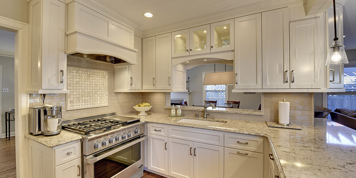 Custom Kitchen Cabinets Calgary NE