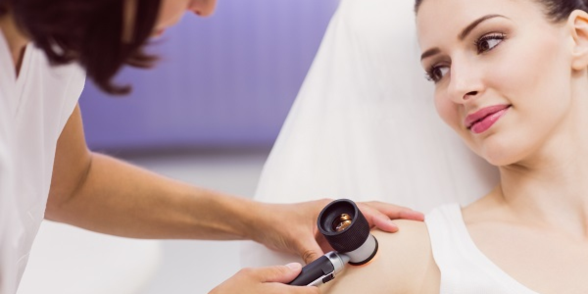 Dermatoscope Market Revolutionary Opportunities, Growth Prospects 2032