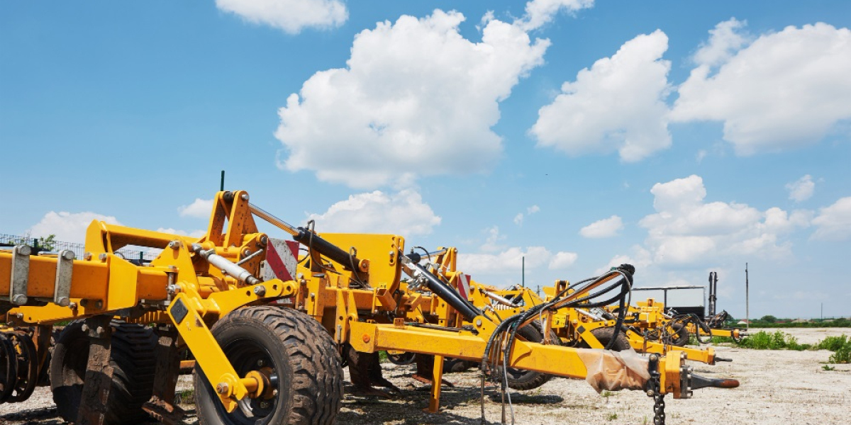 Unlocking Efficiency and Cost Savings with Heavy Equipment Rental in Abu Dhabi