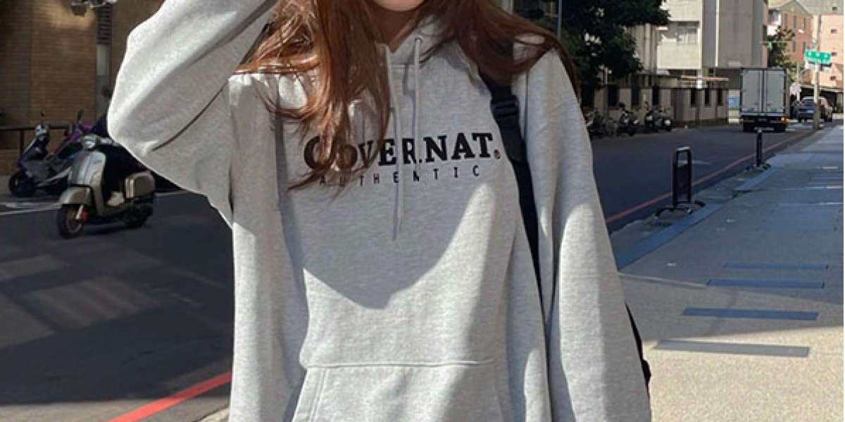 探索Covernat帽T：風格的極致表達