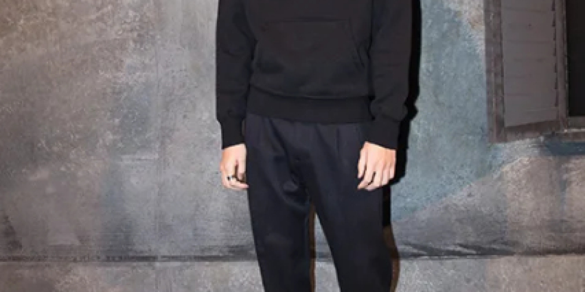 Ami Paris明星們都在入手的愛心A到底是什麼？