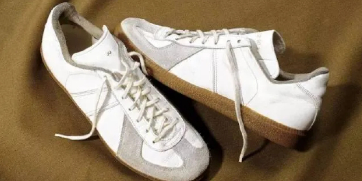 「德訓鞋」那些你不知道的經典軍用設計！