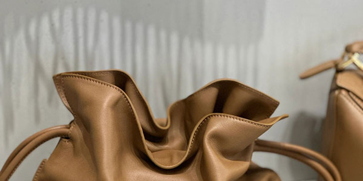 Loewe Flamenco手袋的一些缺點及建議