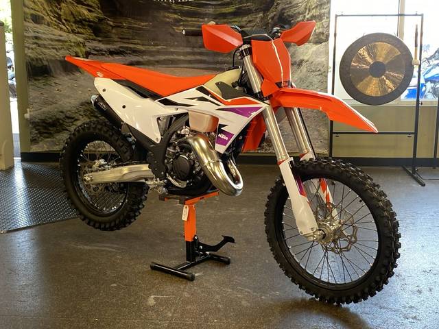 2024 KTM 125 XC | Windy City Motorcycle Company