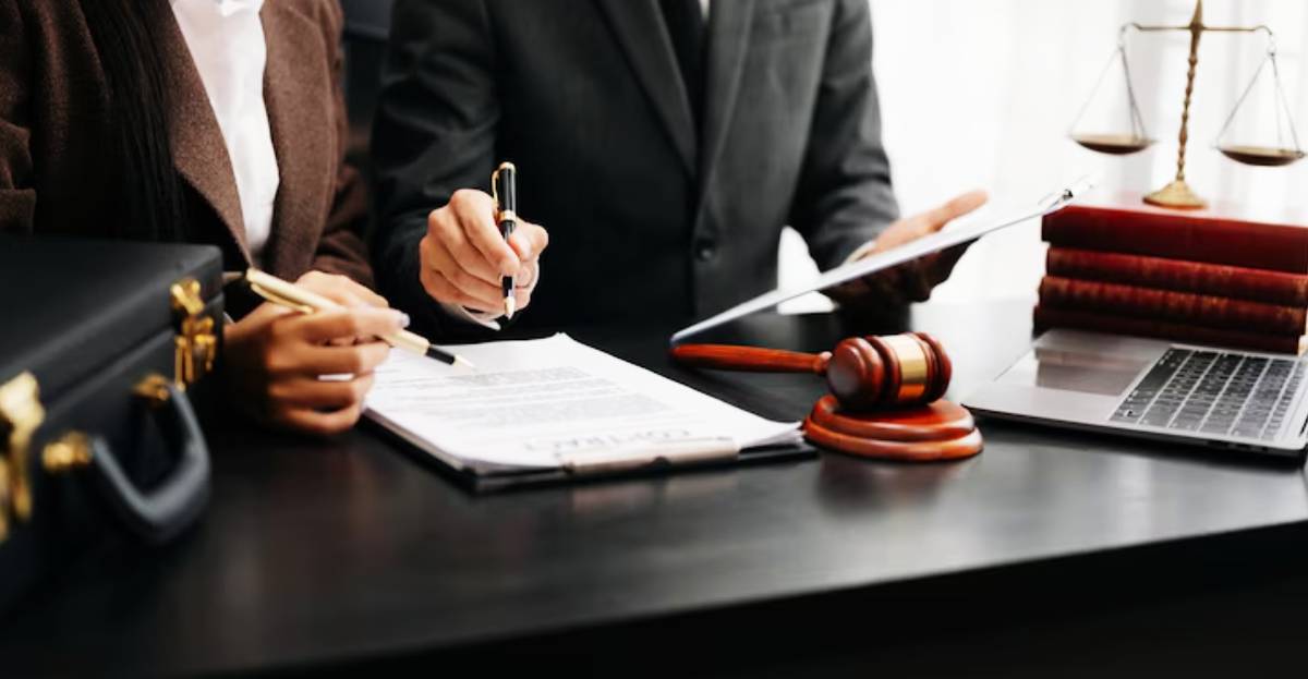 Trusted Commercial Lawyer for Legal Support for Business