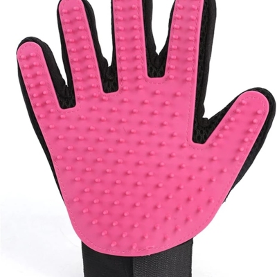 Gentle Deshedding Dog Brush Glove Profile Picture