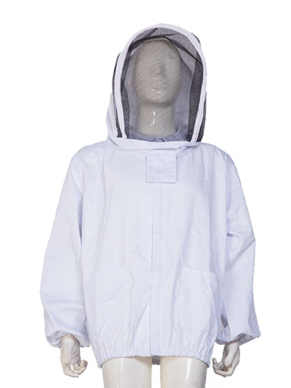 Bee Outfit: the bee keeper's outfit to protect themselves.