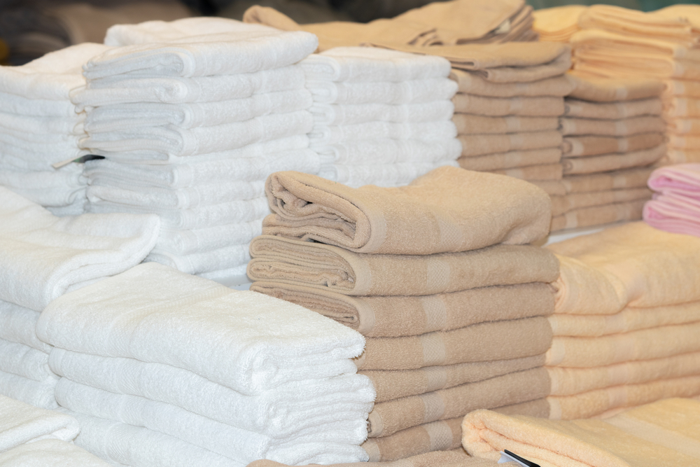 CoinLess Laundry — Commercial Laundry Service Phoenix: Reliable...