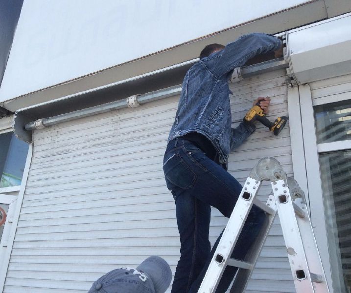 Fast Rolling Shutter Repair & Servicing in Dubai | Automatic Doors UAE