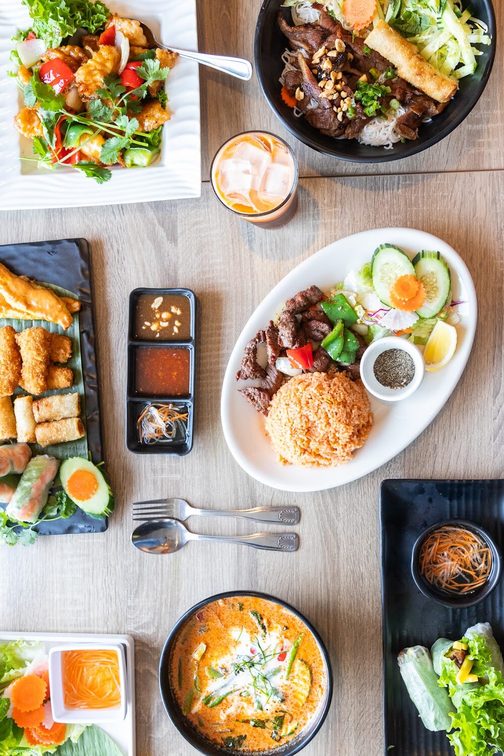 Thai & Vietnamese Restaurant in Bay Area | Red Chili