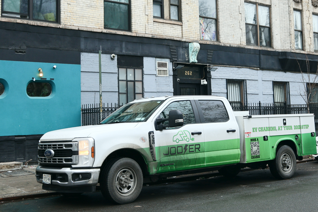 Jooser — Mobile EV Charging, Anywhere Anytime