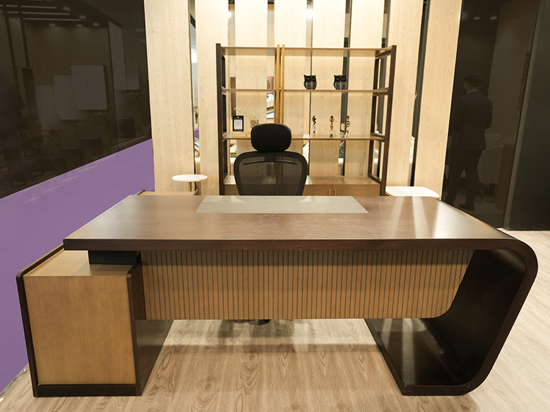 Best Office Furniture Manufacturer in India (#1 Supplier) - Haus Luxuriant