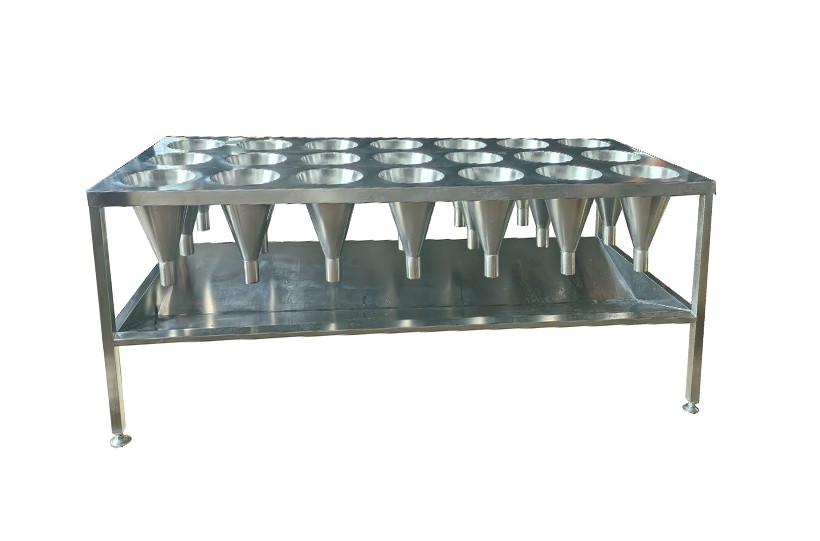 21 cones Bleeding Table | Durable & Hygienic Equipment