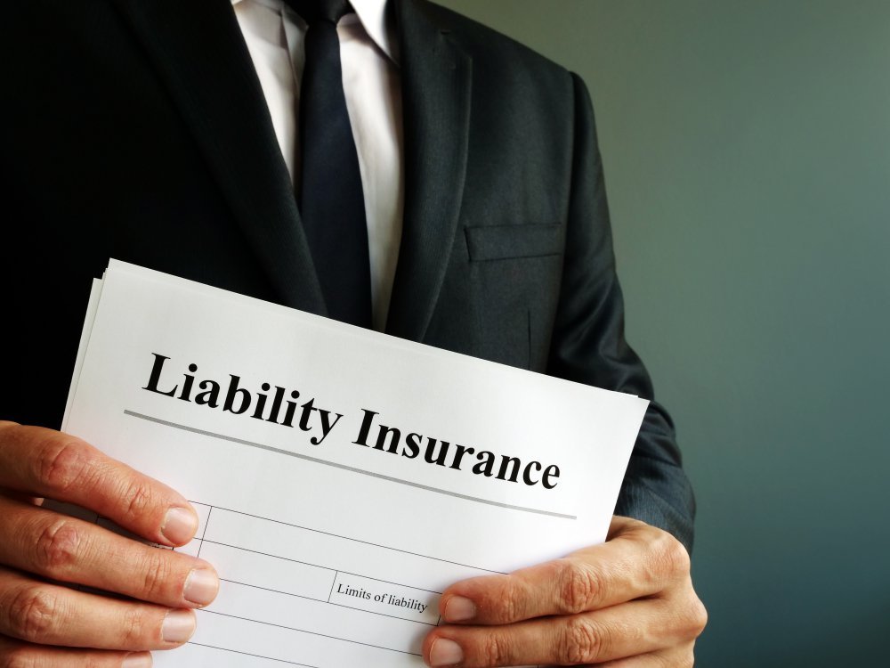 General Liability Insurance: Complete Guide | InsuraCareLife