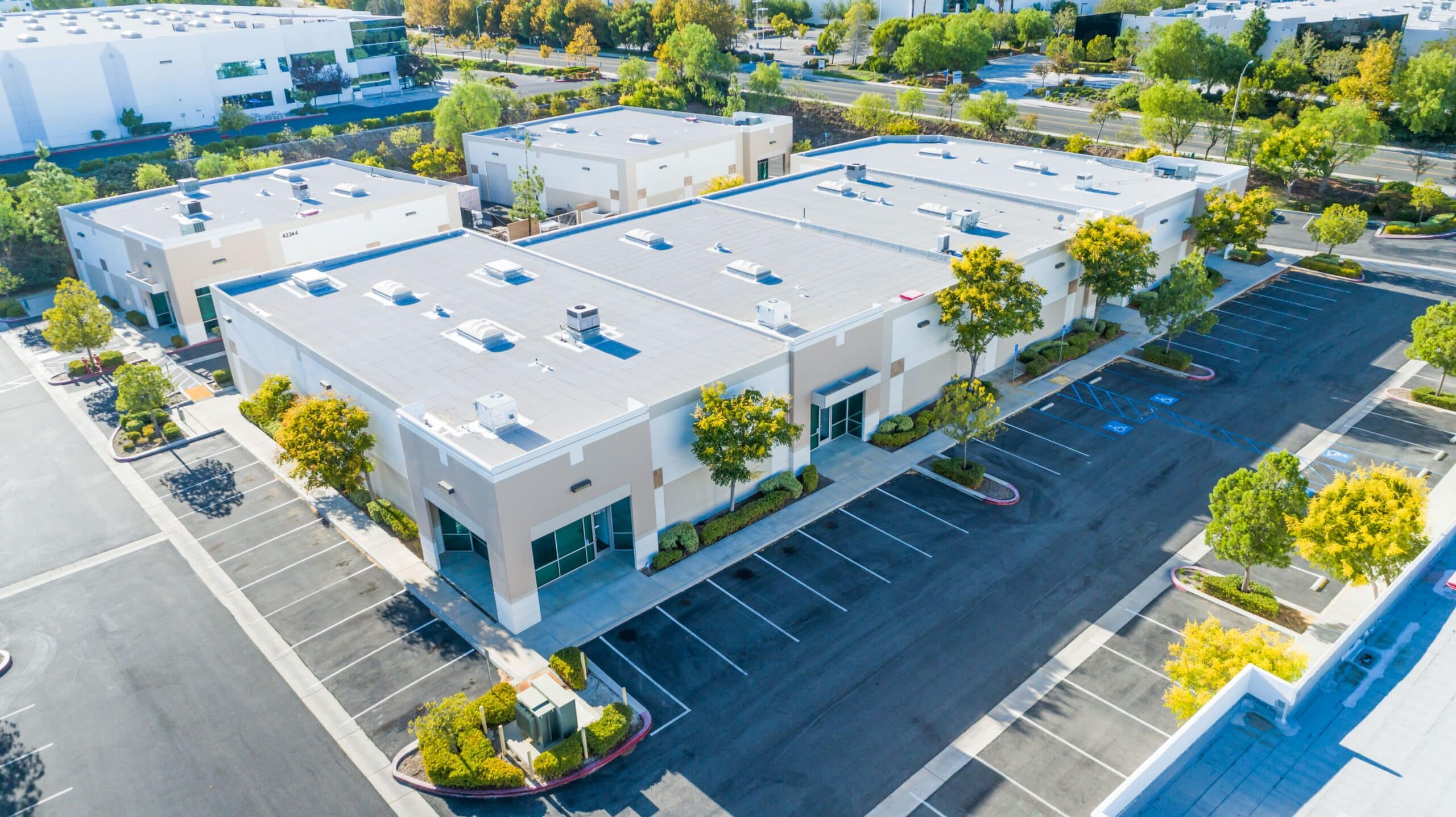 The Basics of Commercial Real Estate Financing - SouthStar Bank, S.S.B.