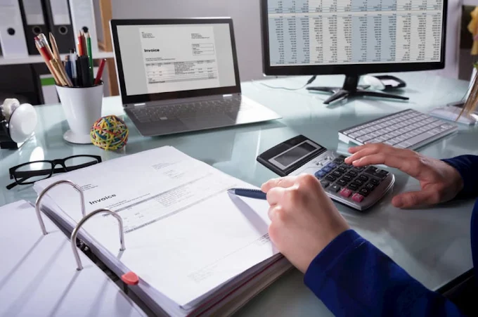 Accountant in Brampton | Aura Finance Inc.