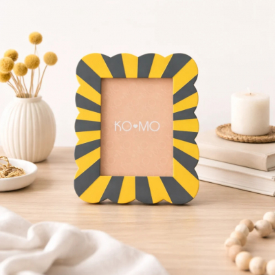 Yellow & Gray Scallop Photo Frame 5x7 Inch Resin Décor Profile Picture